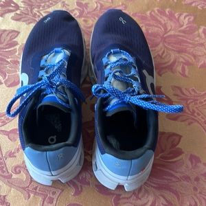 On Cloud Cloudmonster Acai-lavender